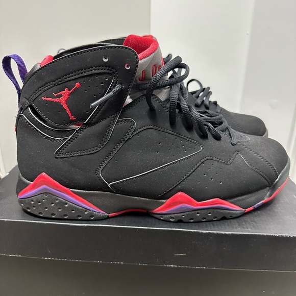 Air Jordan Retro 'Raptor'